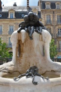 Fountain (Dijon) © Alison Jordan